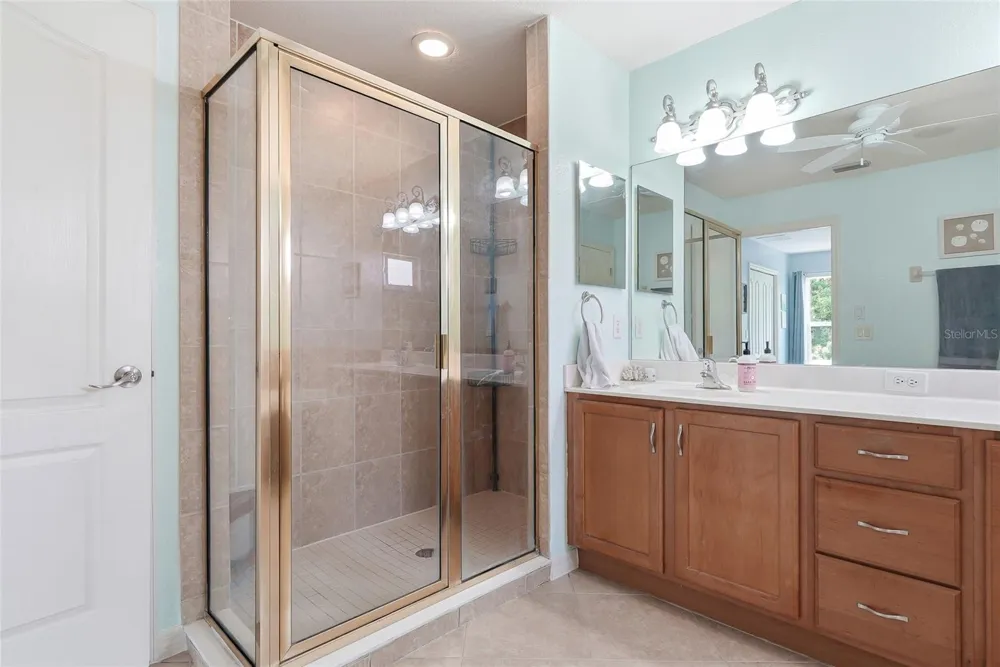 227 HERITAGE ISLES WAY Bradenton, FL 34212