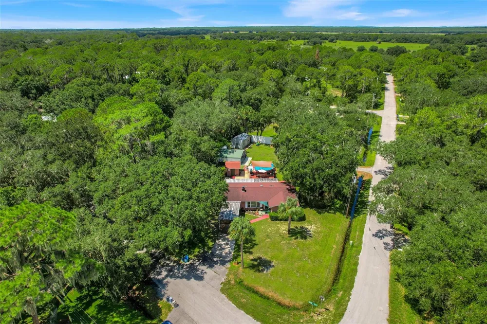 11031 W BEACH PARKWAY Lake Wales, FL 33898