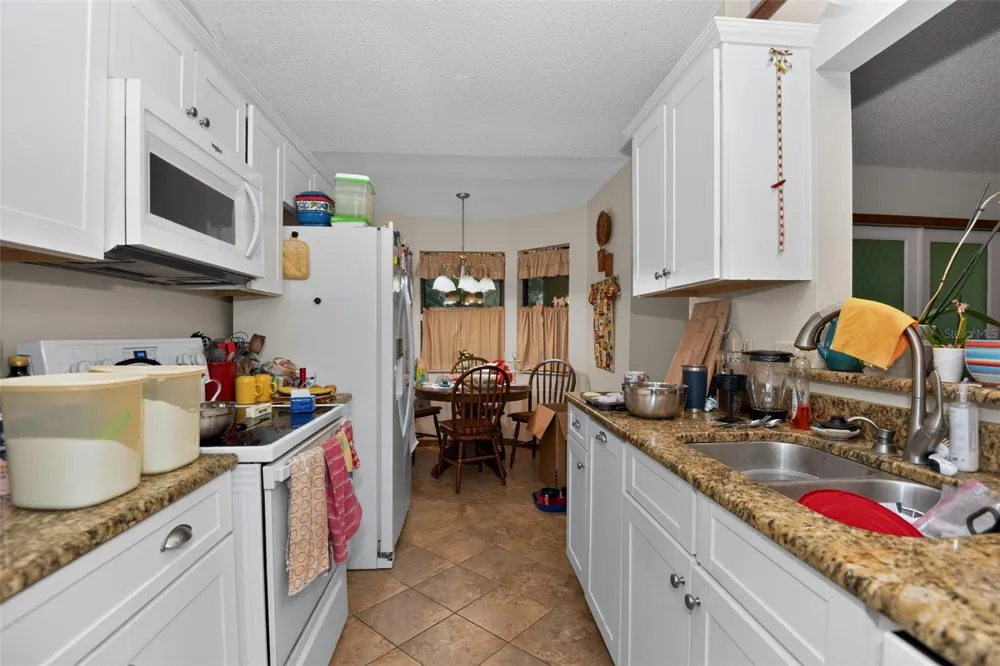 950 WOODSITE DRIVE Deland, FL 32720