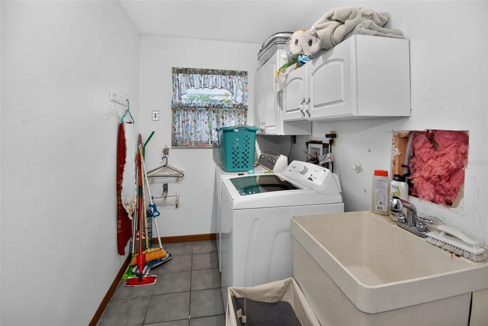 950 WOODSITE DRIVE Deland, FL 32720