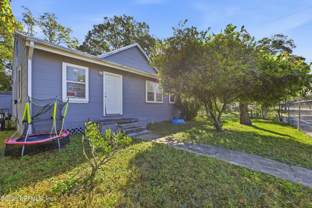 1305 MELSON AVENUE Jacksonville, FL 32254