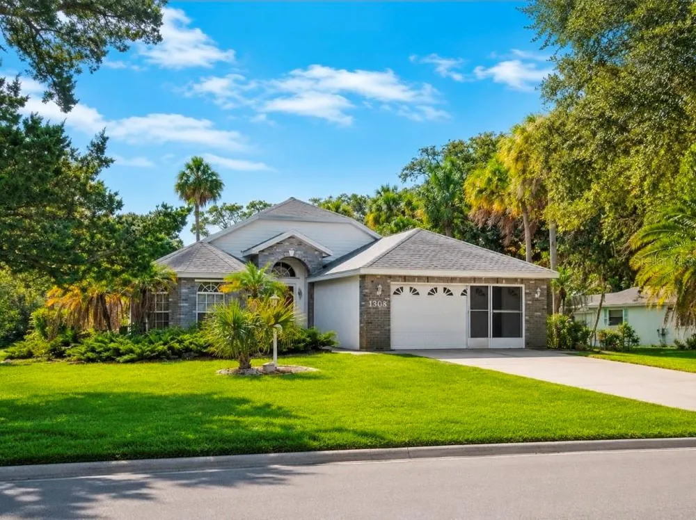 1308 S RIVERSIDE DRIVE Edgewater, FL 32132