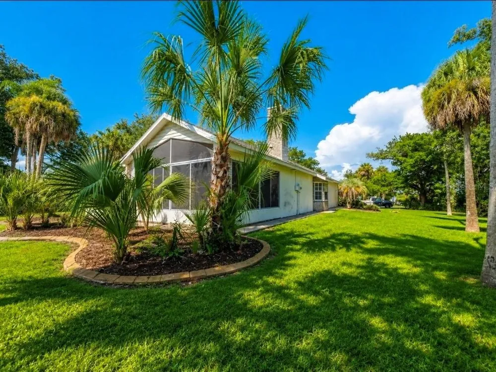 1308 S RIVERSIDE DRIVE Edgewater, FL 32132
