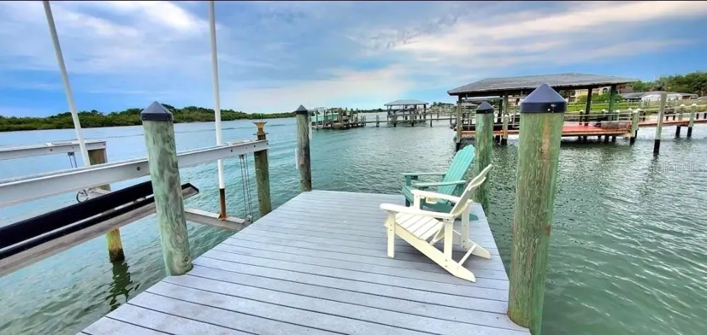 1308 S RIVERSIDE DRIVE Edgewater, FL 32132