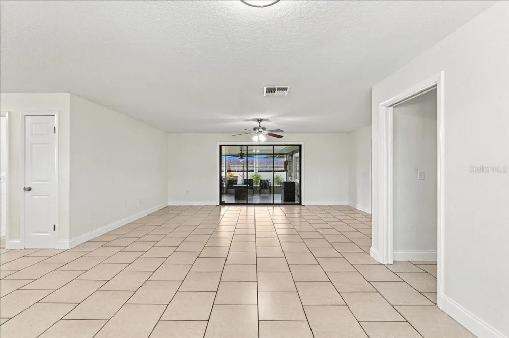 121 LOWELL ROAD Winter Haven, FL 33884