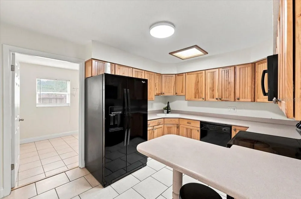 121 LOWELL ROAD Winter Haven, FL 33884