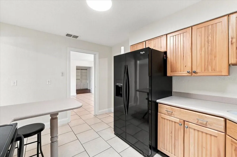 121 LOWELL ROAD Winter Haven, FL 33884