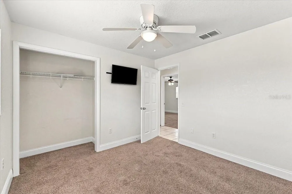 121 LOWELL ROAD Winter Haven, FL 33884