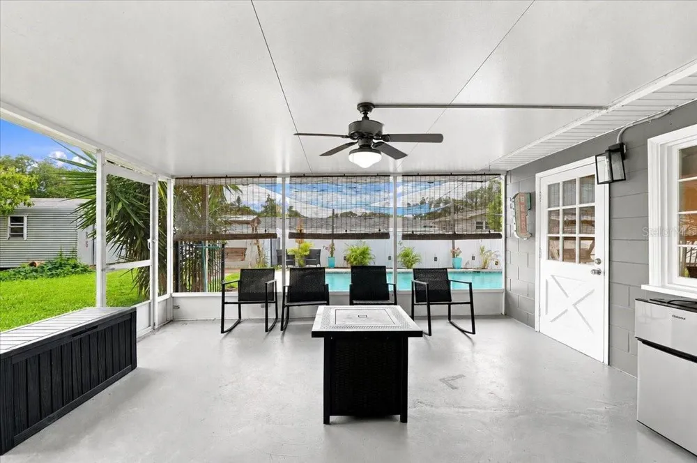 121 LOWELL ROAD Winter Haven, FL 33884