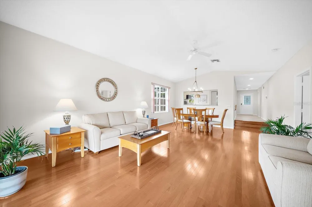 7306 GOLF POINTE CIRCLE Sarasota, FL 34243