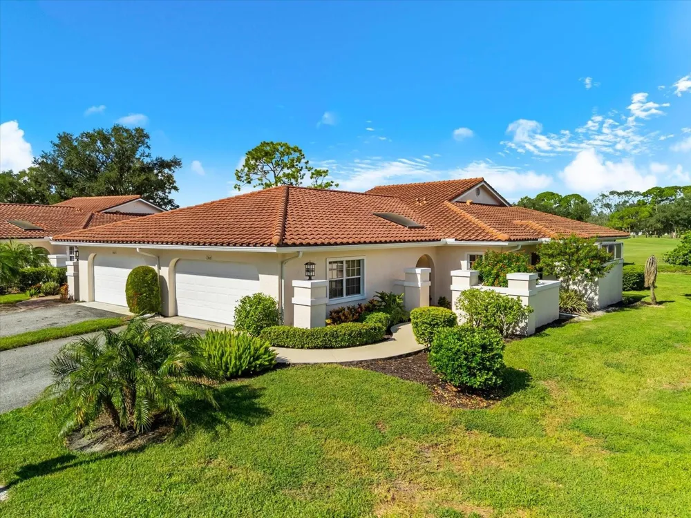 7306 GOLF POINTE CIRCLE Sarasota, FL 34243