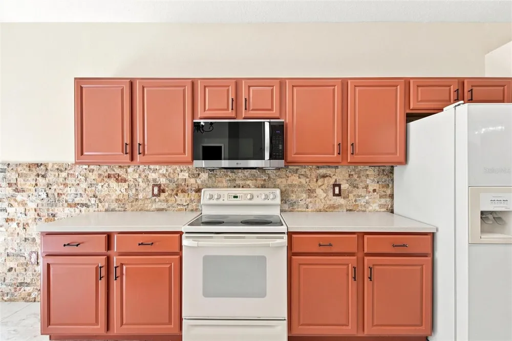 140 MOSS LN Davenport, FL 33837
