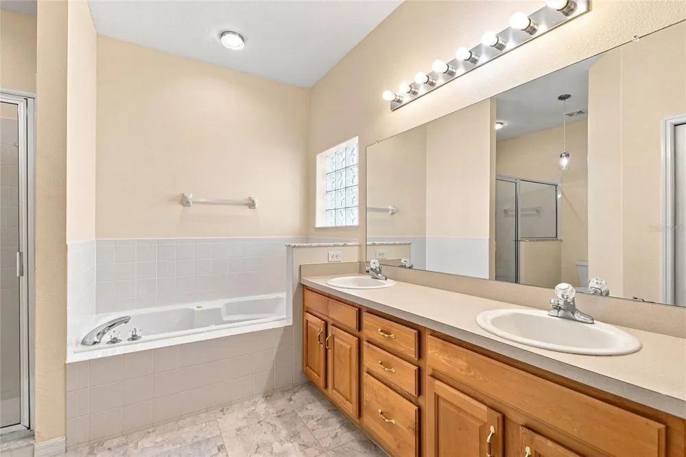 140 MOSS LN Davenport, FL 33837