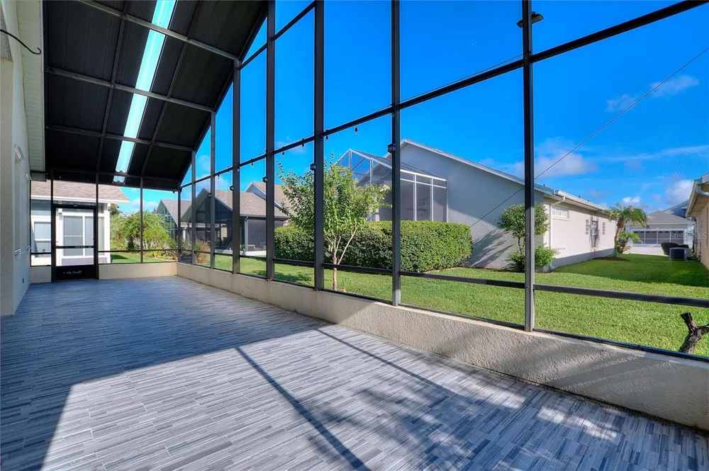 140 MOSS LN Davenport, FL 33837