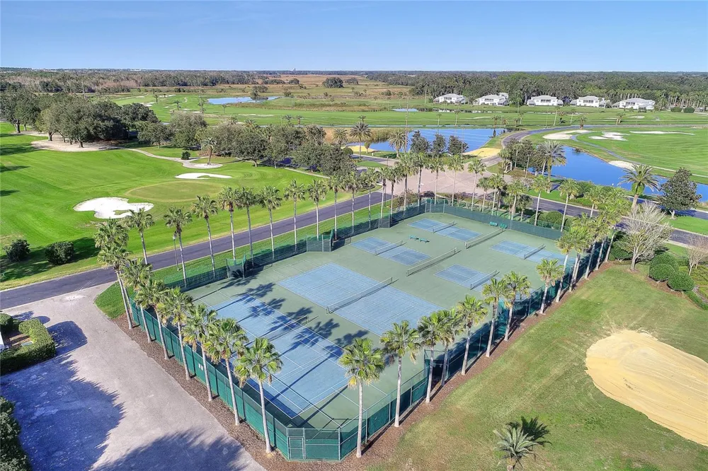 140 MOSS LN Davenport, FL 33837