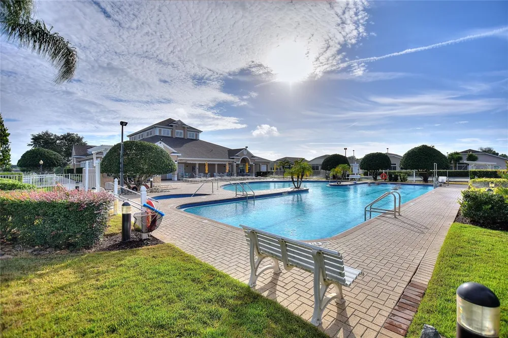 140 MOSS LN Davenport, FL 33837
