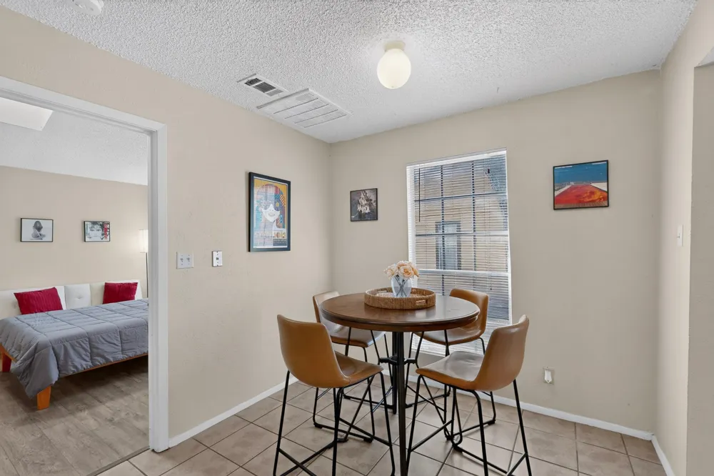1602 Waterloo Trail #B Austin, TX 78704