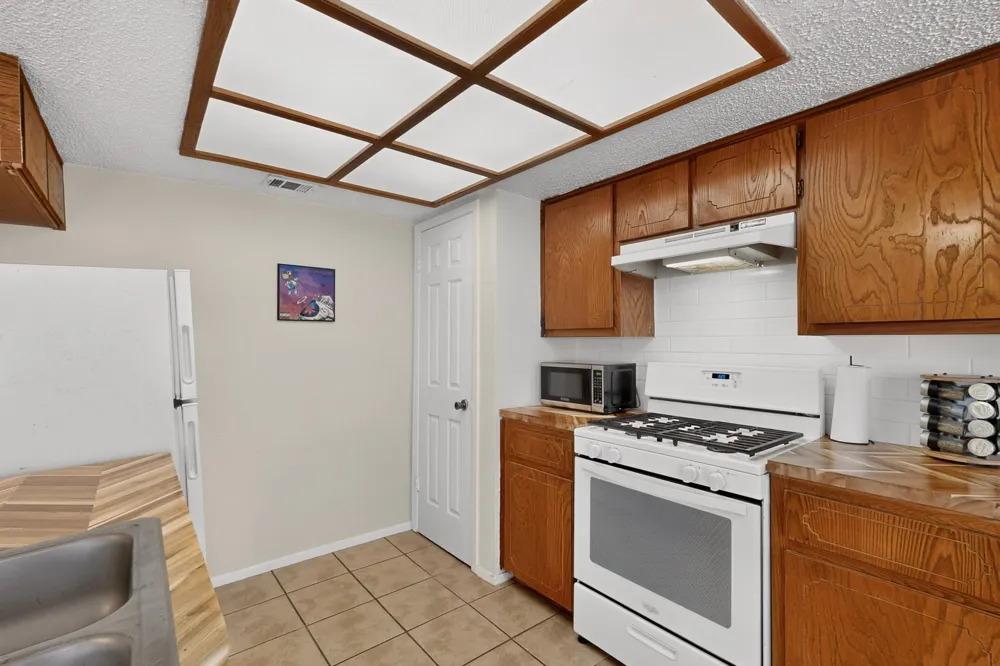 1602 Waterloo Trail #B Austin, TX 78704