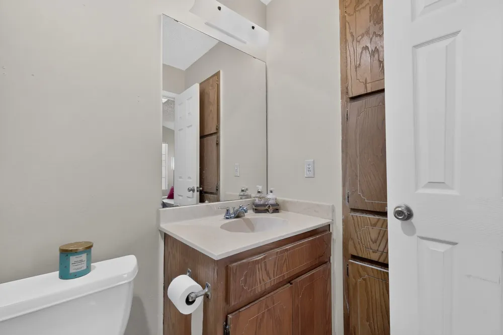 1602 Waterloo Trail #B Austin, TX 78704