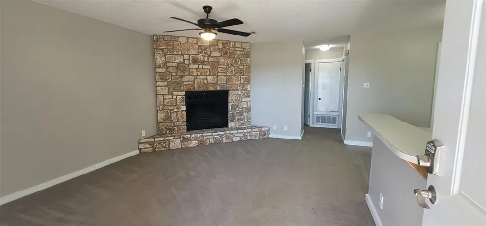 20800 Bonanza Street #B Lago Vista, TX 78645