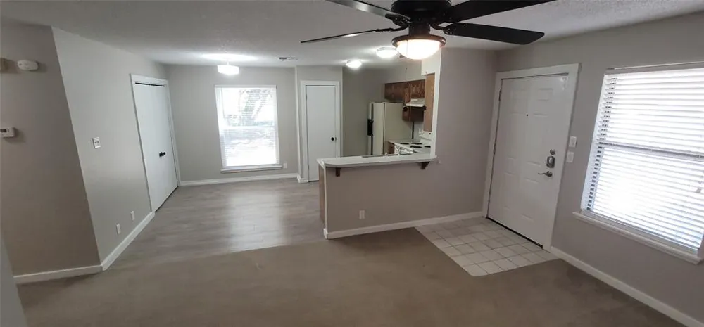 20800 Bonanza Street #B Lago Vista, TX 78645
