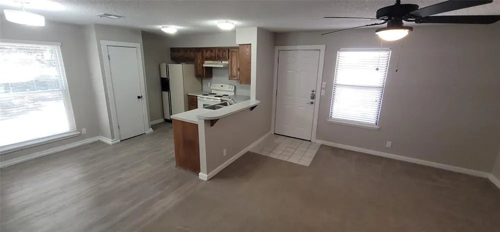 20800 Bonanza Street #B Lago Vista, TX 78645
