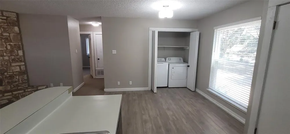 20800 Bonanza Street #B Lago Vista, TX 78645