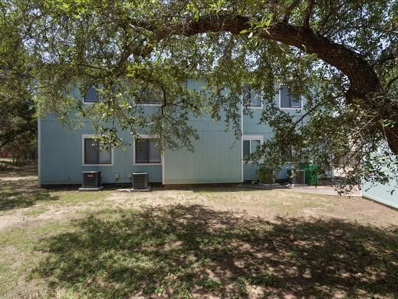20800 Bonanza Street #B Lago Vista, TX 78645