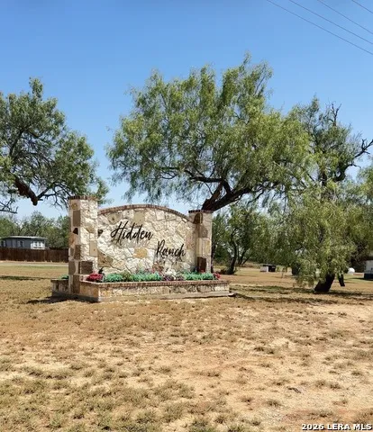 147 Hidden Ranch Floresville, TX 78114