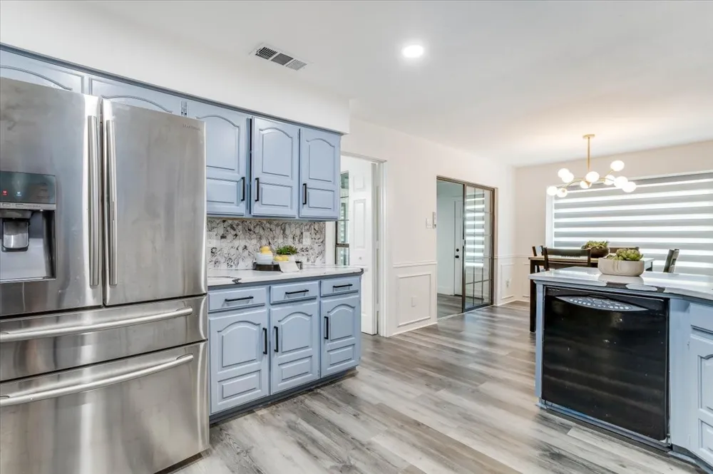 2100 Antibes Drive Carrollton, TX 75006