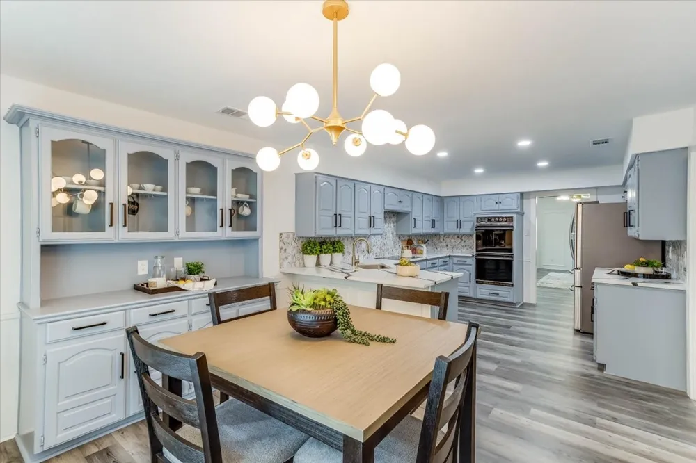 2100 Antibes Drive Carrollton, TX 75006