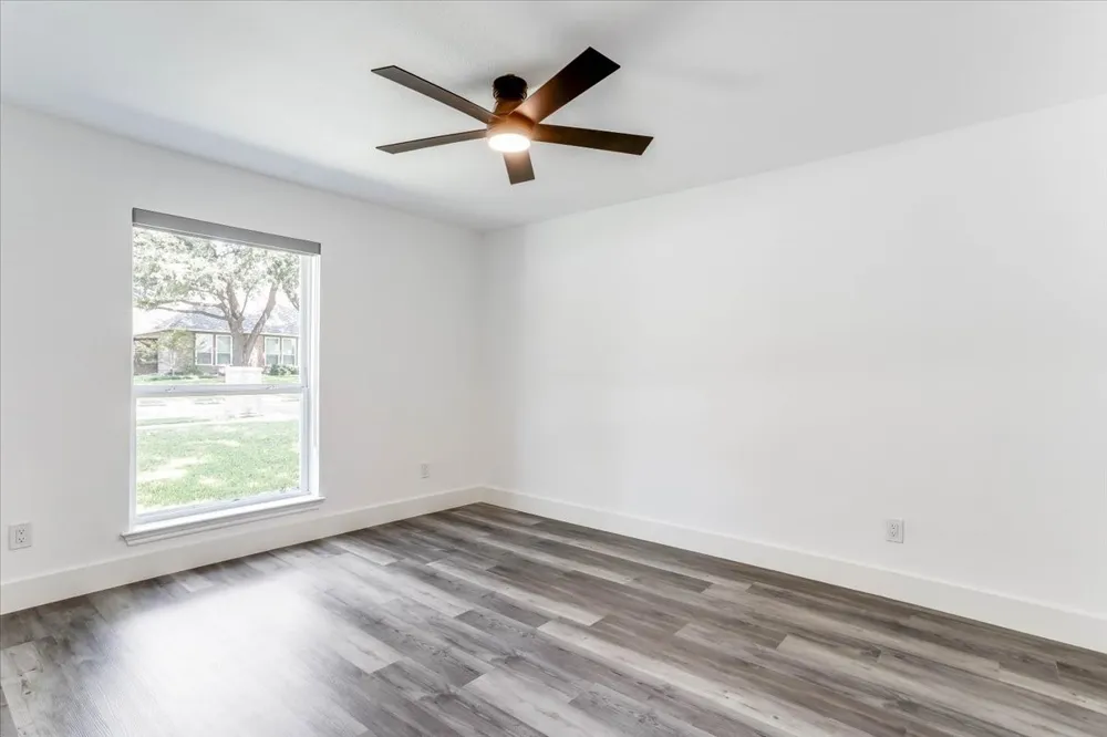 2100 Antibes Drive Carrollton, TX 75006