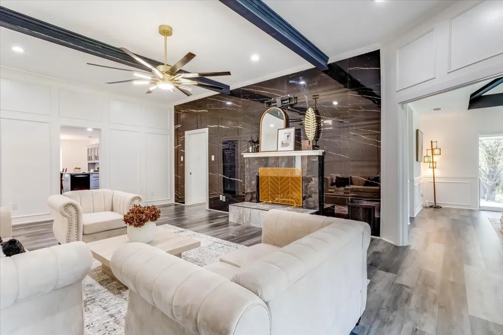 2100 Antibes Drive Carrollton, TX 75006