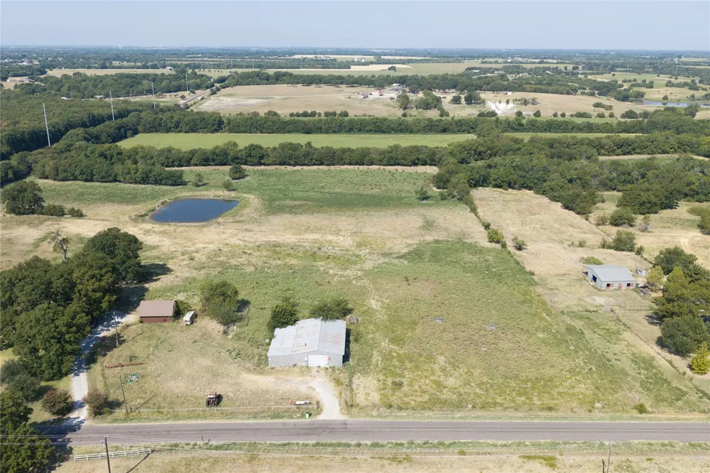 3751 County Road 570 Farmersville, TX 75442
