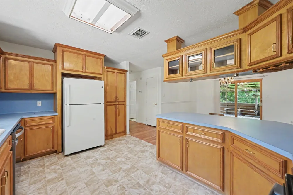 10690 Tanyard Road Willis, TX 77378