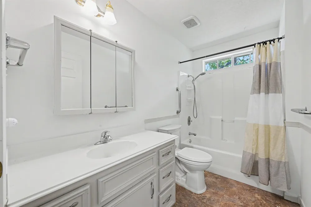 10690 Tanyard Road Willis, TX 77378