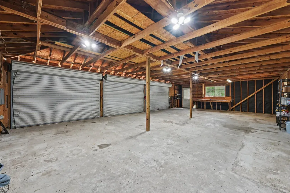 10690 Tanyard Road Willis, TX 77378
