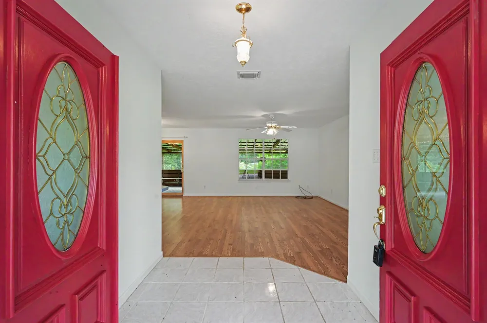 10690 Tanyard Road Willis, TX 77378