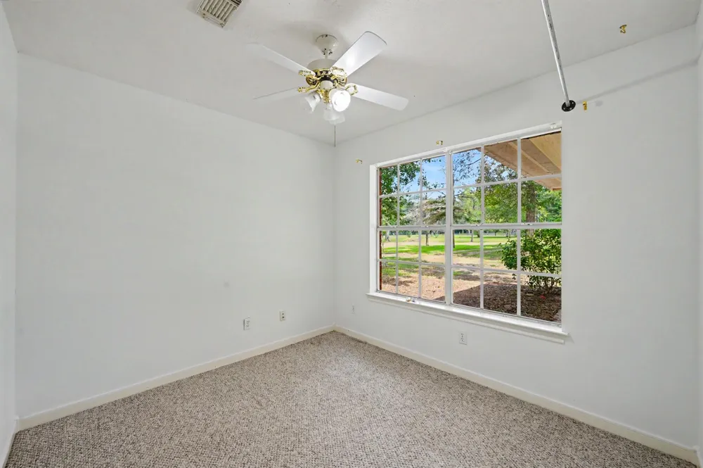 10690 Tanyard Road Willis, TX 77378