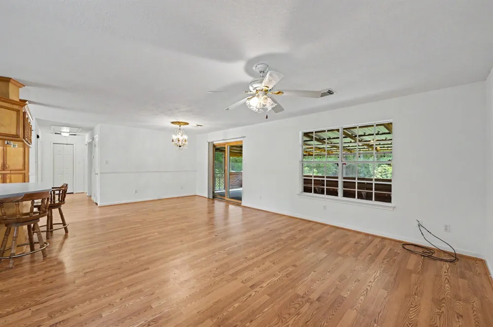 10690 Tanyard Road Willis, TX 77378