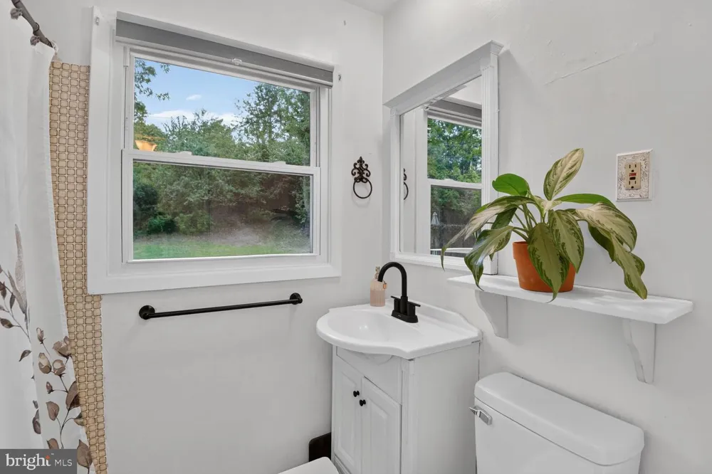 12316 MELLING LANE Bowie, MD 20715