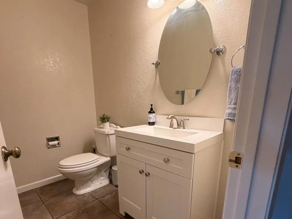 856 Duffin Drive Hollister, CA 95023