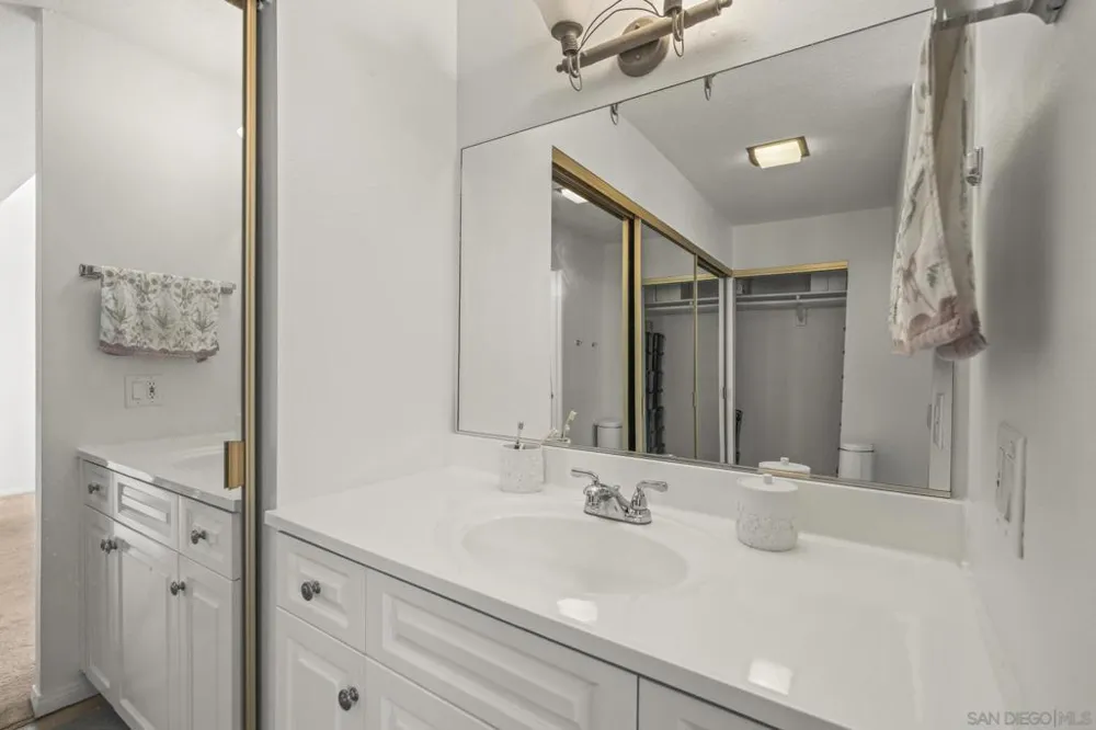 15839 Davis Cup Ramona, CA 92065