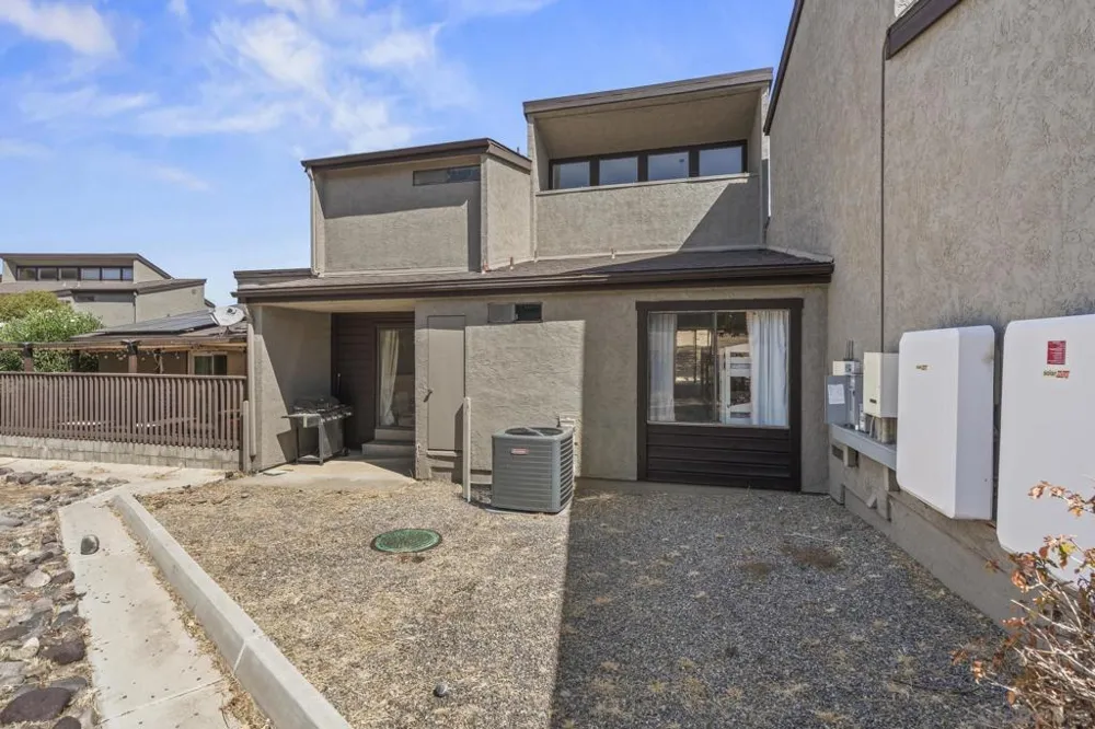 15839 Davis Cup Ramona, CA 92065