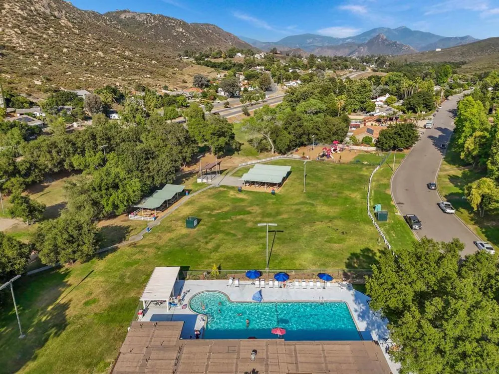 15839 Davis Cup Ramona, CA 92065
