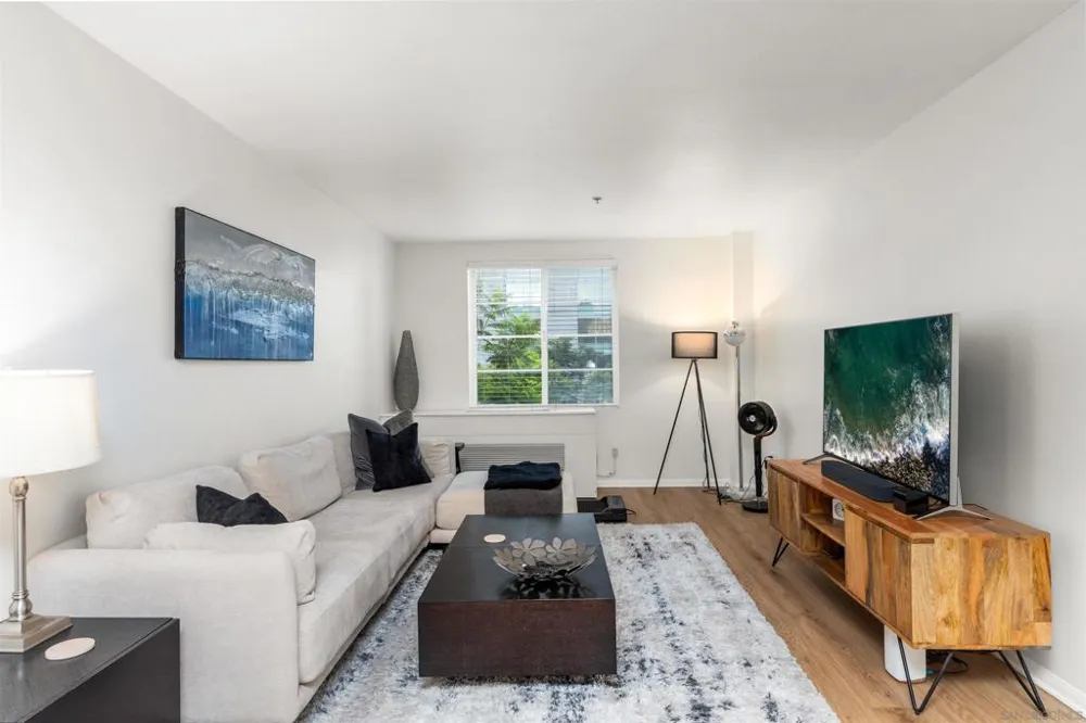 1435 India St. #405 San Diego, CA 92101