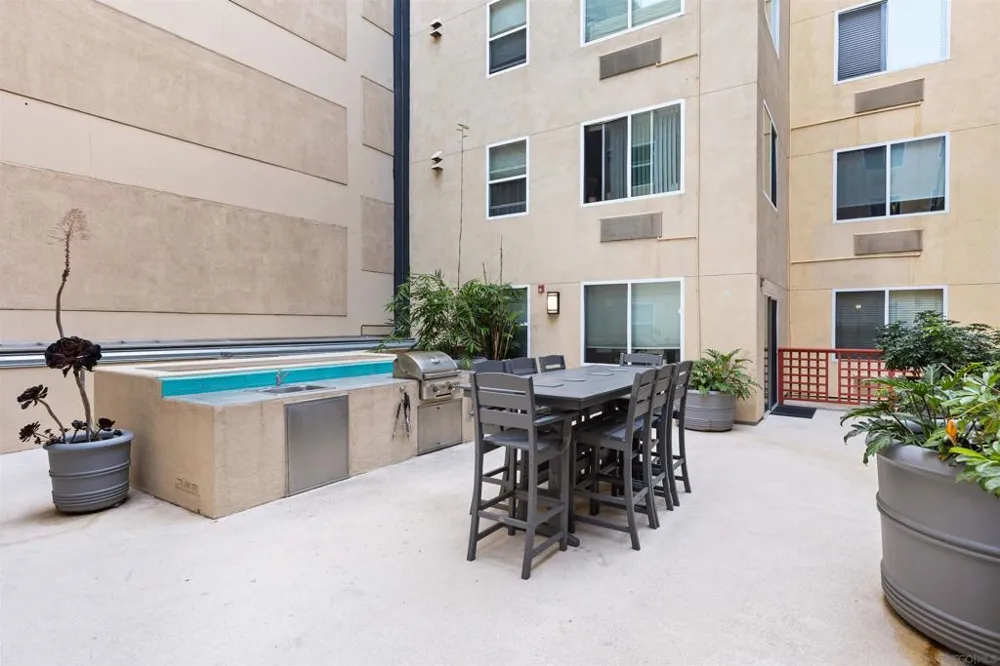 1435 India St. #405 San Diego, CA 92101