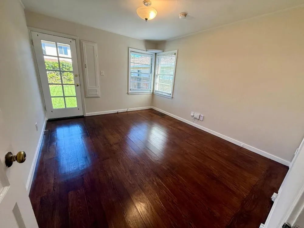 116 28th Avenue San Mateo, CA 94403