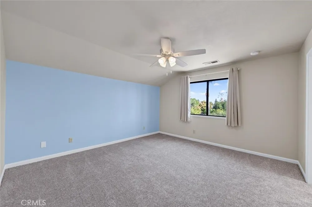 571 W Pat Clovis, CA 93612