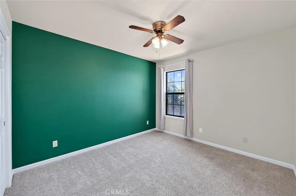 571 W Pat Clovis, CA 93612